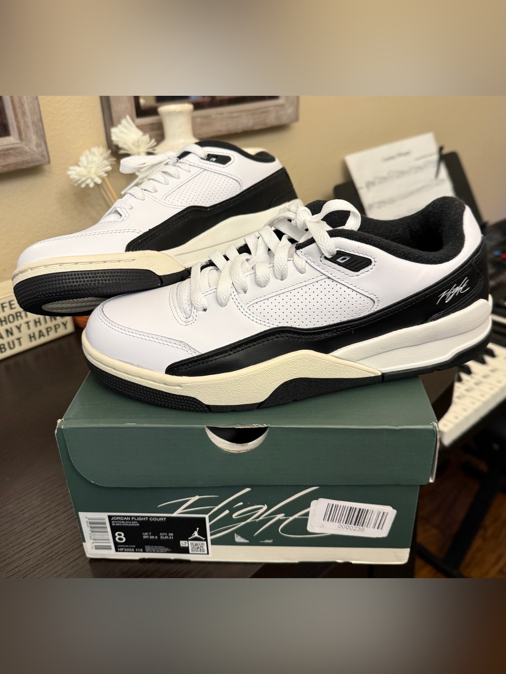 Jordan Flight Court Sneakers - White / Black Mens 8 NIB